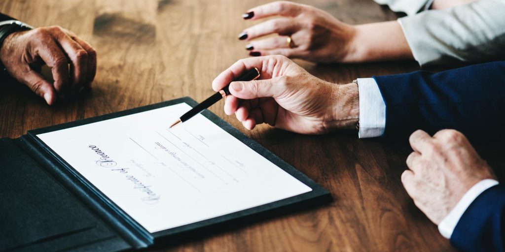 asesoría contractual